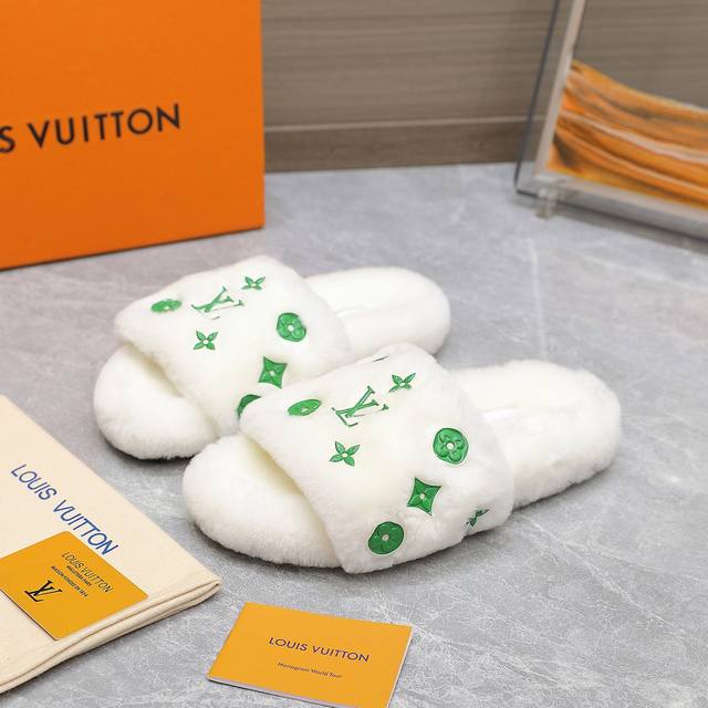 代购级 Louis Vuitton Ss24 New Arrival～ L家2024秋冬厚底羊毛拖鞋新品 超舒适的lv毛拖 简约随性 时髦有范， 慵懒又不乏高级